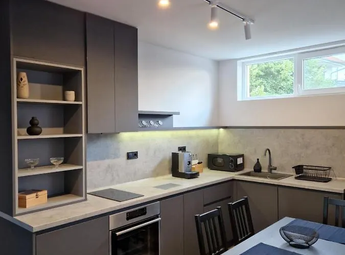 Enya Διαμέρισμα Μπουργκάς