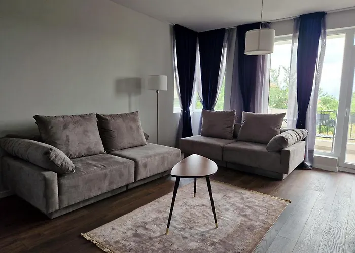 Διαμέρισμα Enya Μπουργκάς