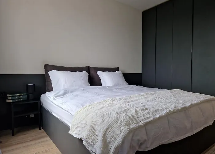 Enya * Μπουργκάς