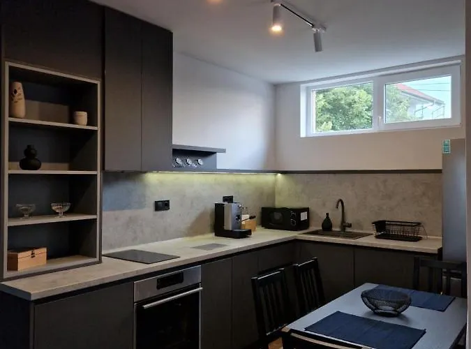 Διαμέρισμα Enya